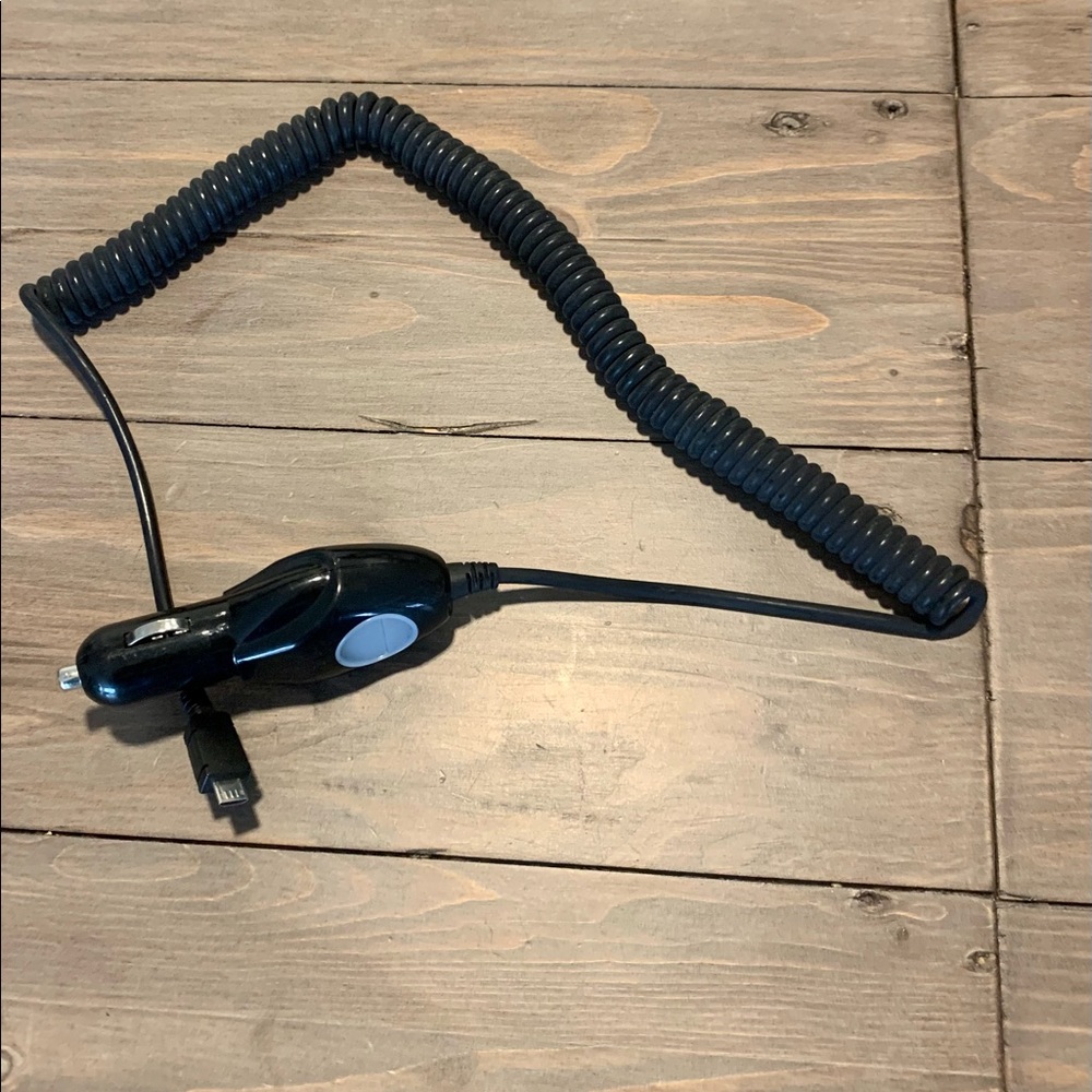 Coiled cord car phone charger, Micro usb, black